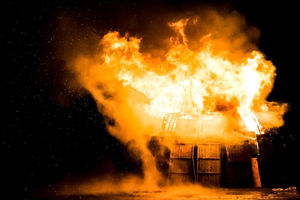 Выделение при помощи цветового диапазона Выделение при помощи цветового диапазона