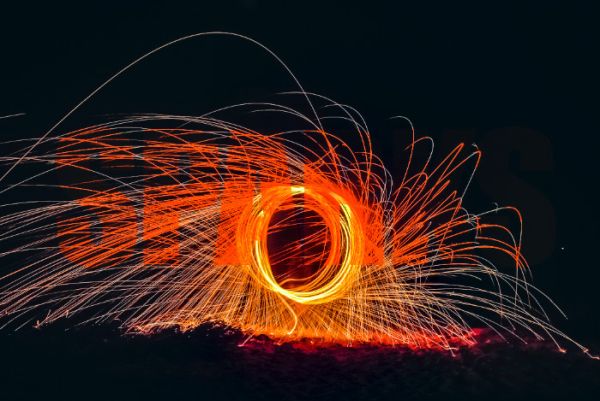Текст из искр в Photoshop Текст из искр в Photoshop